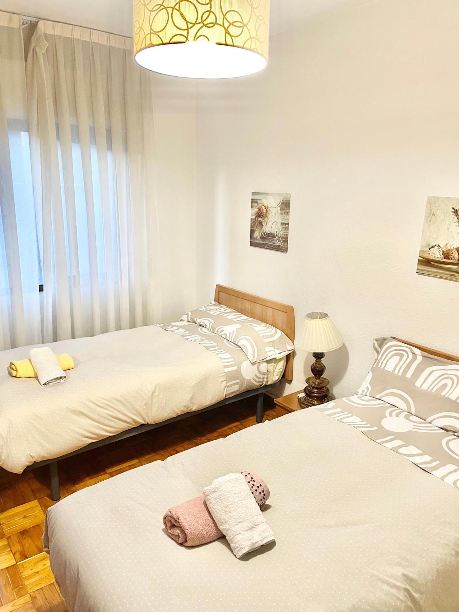 General Elorza Centro. Parking Incluido Apartment Овиедо Екстериор снимка